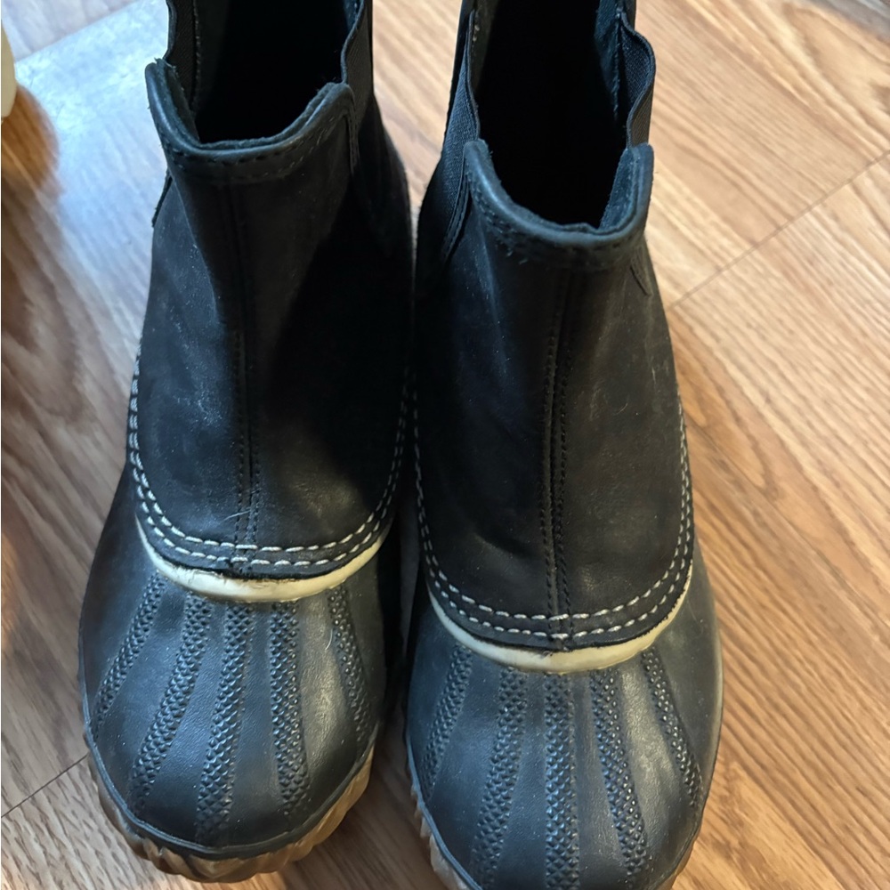 Sorel Black Boots